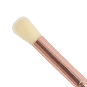 Pinceau à sourcils Smokey de la marque Eminent Makeup - Product Image 1