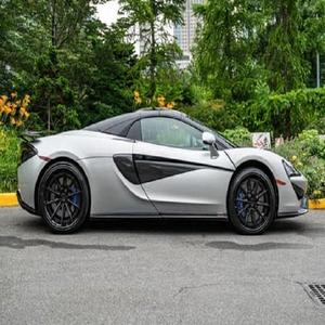 2025 570S SPIDER CONDUITE À GAUCHE SIÈGES EN CUIR CAMÉRA ARRIÈRE PRÊT À LA LIVRAISON - Product Image 2