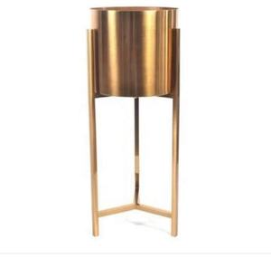 Jardinières en fer plaqué or personnalisables au design moderne Pot de fleur en métal de luxe avec matériau de haute qualité - Product Image 3