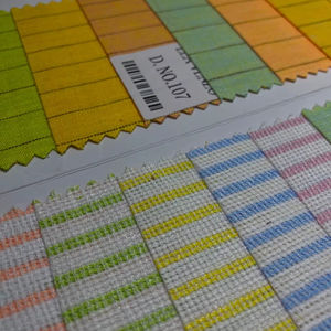 Tela Lea Venzo con Diseño de Rayas, Aspecto de Lino, Material Premium para Camisería - Product Image 2