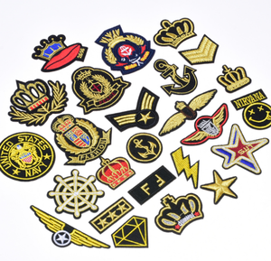 Parches Bordados con Diseño de Alfabeto, Corona, Estrella y Escudo, Tejidos en Chenilla Ecológica, al por Mayor para Hombre/Mujer - Product Image 3