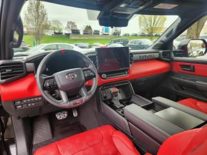 Toyota Sequoia TRD Pro 2024 Usado - Product Image 3