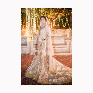 Vente en gros d'usine Haldi Yellow Lehenga Choli pour les femmes pour mariage et fête du Pakistan - Product Image 3