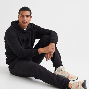 Pantalones de chándal deportivos informales de algodón de alto rendimiento para hombre con estilo recto y ajustado - Product Image 2