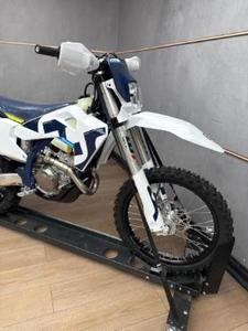 Listo para enviar 2024 890 Adventure R - Product Image 3