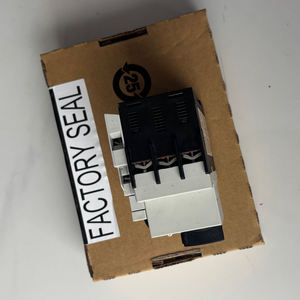 ตัวเก็บประจุอุตสาหกรรมอัตโนมัติ 140M-C2E-C10 ชิ้นส่วนจ่ายไฟแรงดันสูงสำหรับระบบควบคุมมอเตอร์ไดรฟ์ - Product Image 4