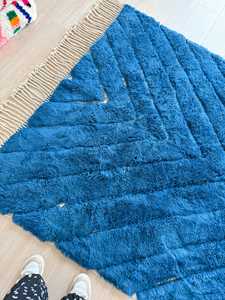 พรมขนสัตว์ทำมือแบบโมร็อกโก เบนี อูเรียน นุ่มสบาย สำหรับห้องนั่งเล่น ห้องนอน และการตกแต่งสไตล์โบโฮ - Product Image 3