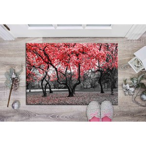 Tapis imprimé avec des arbres et des fleurs rouges : Tapis de décoration moderne pour bureau, tapis à poils doux - Product Image 5
