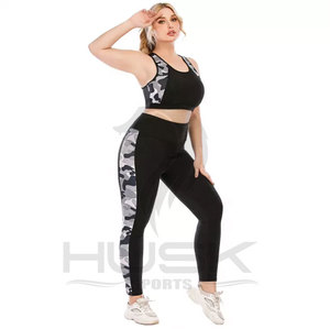 Conjunto de Yoga y Fitness de Cintura Media para Hombre, Tallas Grandes, Estilo 2022, Ropa Deportiva de Verano Transpirable de 2 Piezas con Logotipo Frontal y Diseño Liso - Product Image 2