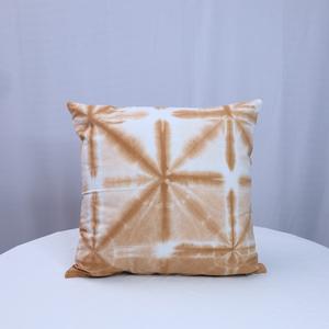 Cojines de algodón orgánico con exquisitos patrones impresos de bloques de mano, textil suave ecológico para una decoración elegante del hogar - Product Image 1