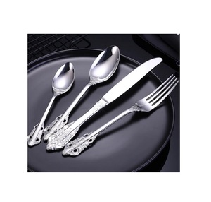 Ensemble de couverts de haute qualité design moderne ensemble de couverts couverts en acier inoxydable avec couleur argent faite à la main pour la décoration de fête - Product Image 1