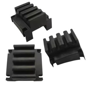 Clips de câble en plastique personnalisés et économiseurs pour espaces sans encombrement - Product Image 1