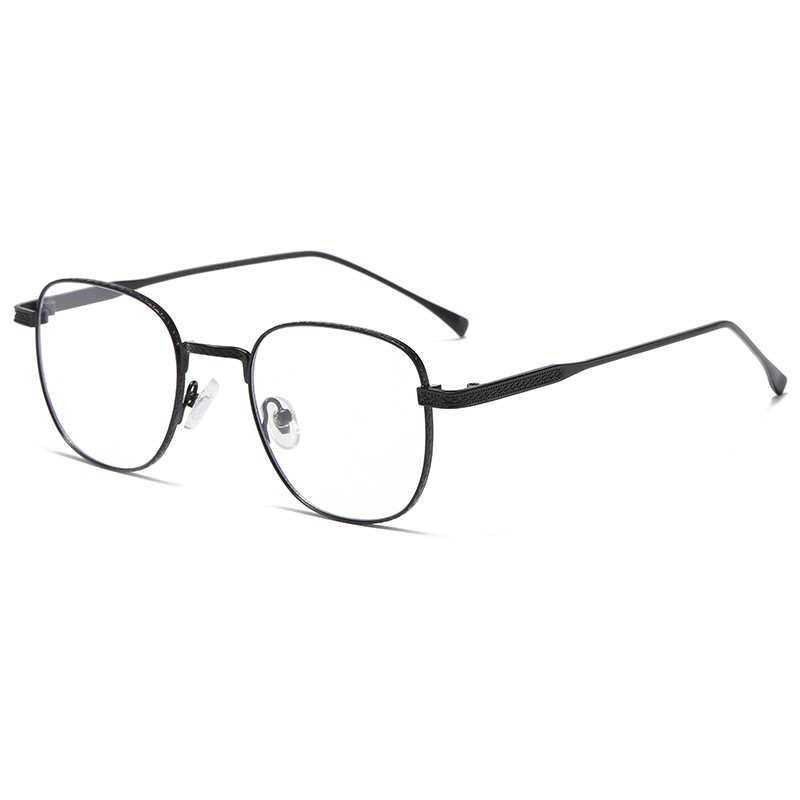 C7: Black/ Clear