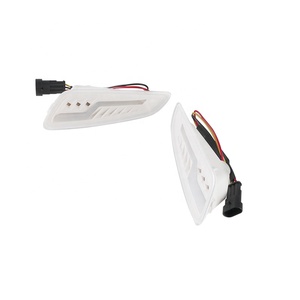 Luz indicadora de señal de giro delantera blanca súper brillante para motocicleta Vespa Sprint Primavera - Product Image 2