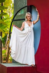 ชุดเดรสยาวสไตล์โบฮีเมียนเซ็กซี่ใหม่สำหรับฤดูร้อน2024ชุดเดรสกับผ้าลูกไม้สีขาวแบบเรียบหรูสำหรับผู้หญิงชุดเดรสโบฮีเมียนสีขาว - Product Image 4