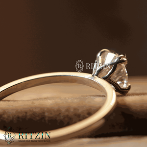 Anillo de compromiso estilo solitario diamante corte redondo para mujer - Product Image 5