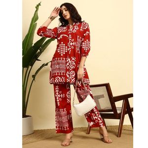 Conjunto de Kurti y Palazzo de Verano con Estampado Floral de Algodón Premium para Mujer |   Tela Transpirable |   Ropa Casual y Étnica - Product Image 1