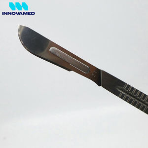 Mango de Bisturí Quirúrgico Manual de Acero Inoxidable de la Mejor Calidad, Reutilizable, para Uso Hospitalario, de INNOVAMED - Product Image 3