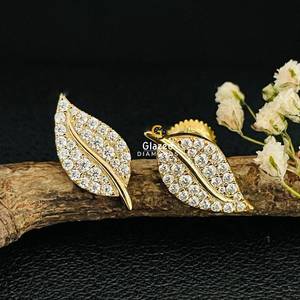Pendiente de tuerca diseñado con hojas en oro amarillo de 10kt elaborado con diamantes cultivados en laboratorio, perfecto para el uso diario, Nueva joyería deslumbrante - Product Image 3