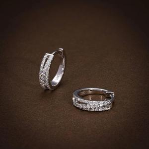 Nouveauté Boucle d'oreille créole en diamant de laboratoire avec or 14 carats Boucles d'oreilles tendance Certifiées IGI Diamant de laboratoire VVS Boucles d'oreilles à bas prix - Product Image 1