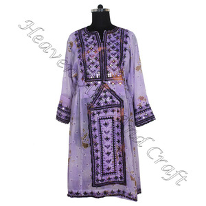 Vintage noir Afghani Balochi robe à la main afghani/irani/balochi/pakistani/indien BDR082 femmes portent le meilleur design robe Vintage - Product Image 3