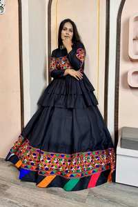 Navratri 디자이너 컬렉션 멋진 이중 감성 Kediyu - Lahenga 와 dupatta - Product Image 6