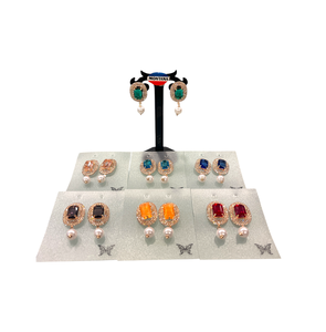 Pendientes de moda para mujer con incrustaciones de piedra AD en acabado dorado y plateado perfectos para todas las ocasiones a precio mayorista - Product Image 6