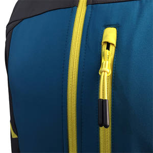 Vestes softshell de cheval d'hiver de bonne qualité Logo imprimé personnalisé Fermeture éclair isolée Imperméable Coupe-vent Respirant Femmes - Product Image 3