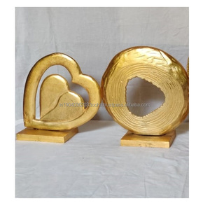 Top Trending Customized Metal Ornaments Tabletop Gift Sculpture With Metal Base for Home Decoration and Gifting Party Supplies - Product Image 3