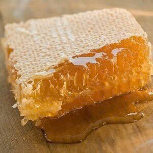 Venta al por mayor de Miel pura de panal cruda natural para uso humano de Vietnam - Product Image 3