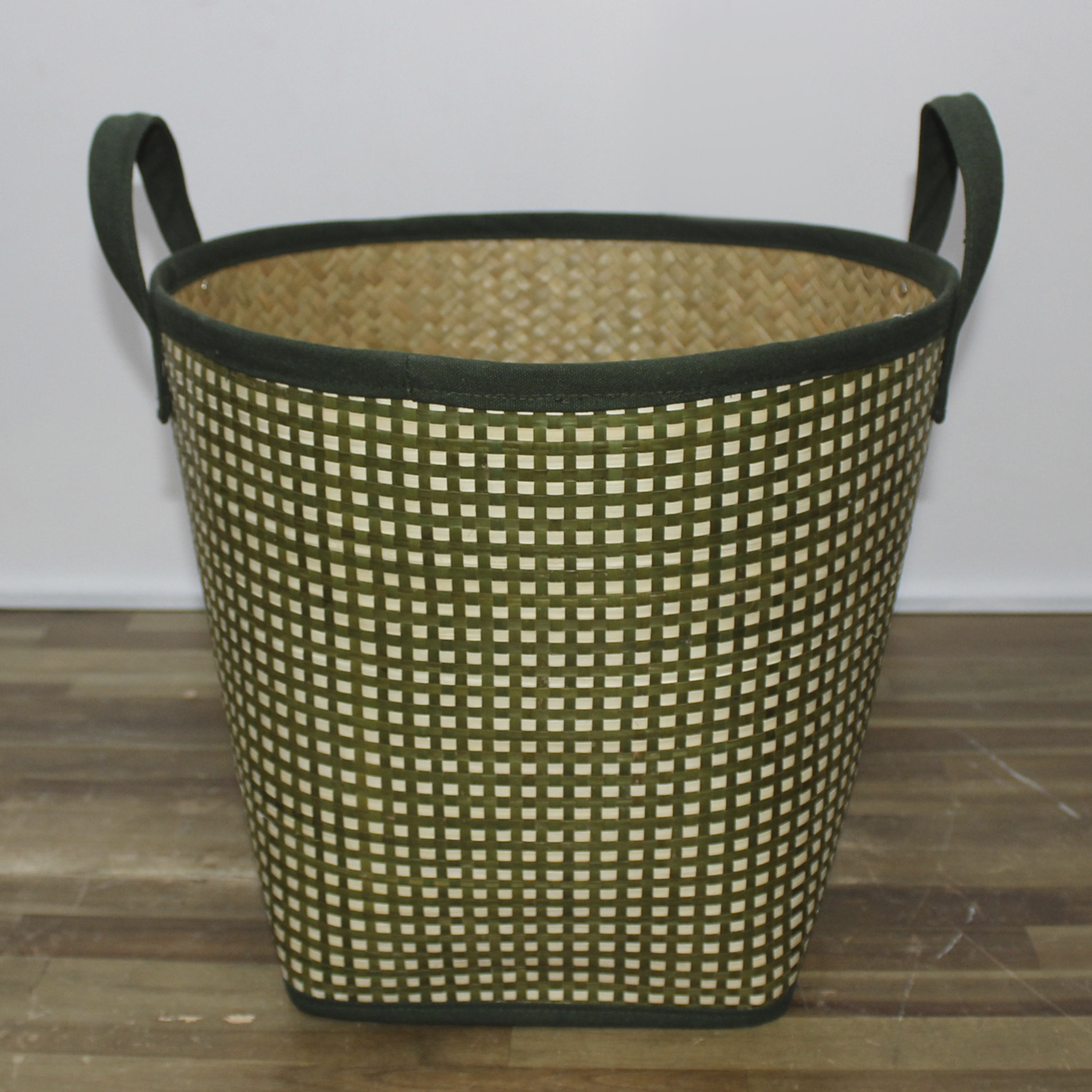 สีเขียว