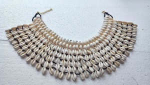 Collar de concha de mar de cauri Natural hecho a mano, joyería de playa Bohemia personalizada para mujer, collar de declaración Tribal costera, reventa al por mayor - Product Image 5