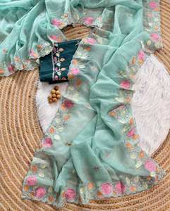 Saree de soirée de créateur avec belle mousseline de soie lourde brodée séquence de travail saree de mariage en soie - Product Image 2