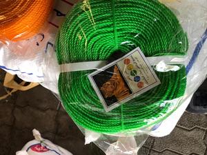 Bas prix d'usine 3 brins de corde d'escalade et de gymnastique en nylon torsadé 6mm-25mm en plastique emballé pour la pêche et le sport - Product Image 6