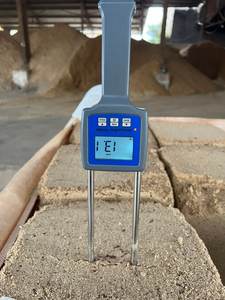 บล็อกอัดขี้เลื่อยไม้สน20กก.-บรรจุใน600กก./ถุงจัมโบ้-ขี้เลื่อยเกรดพรีเมี่ยมโดยตรงจากเวียดนาม - Product Image 4