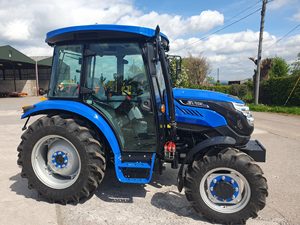NUEVO Tractor Agrícola SOLIS 50XL 4WD con Caja de Cambios de 50 HP, Transmisión por Engranajes para Motor, Bomba de Tractor Agrícola de Alta Potencia, Rodamientos con Garantía de Más de 5 Años - Product Image 1