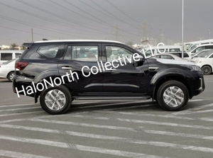 Nissan Patrol Platinum 2023, nouveau Platinum Turbo 1.5L, transmission intégrale, moteur essence/essence, boîte automatique, intérieur clair, sièges en tissu - Product Image 3