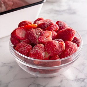 Fraises surgelées en vrac Fraises surgelées au goût 100% naturel, parfaites pour l'approvisionnement en fruits frais surgelés - Product Image 3