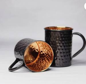 Ensemble de 2 tasses en cuivre martelé noir faites à la main, qualité supérieure, avec poignée, écologiques, portables pour la maison, le bureau ou l'extérieur - Product Image 3