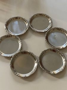 Modern Stylish Aluminum <b>Coasters</b> With Heatproof Material and Durable Construction Ideal for Any <b>Table</b> Surface - Product Image 5