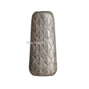 Jarrón de Flores de Metal Negro al por Mayor con Florero Redondo de la Más Alta Calidad para Uso en Hoteles y Restaurantes - Product Image 2