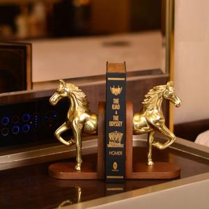 Porte-livres classiques en métal pour la décoration de la maison, support de livre durable pour bureau et étagère, produit tendance en gros - Product Image 2