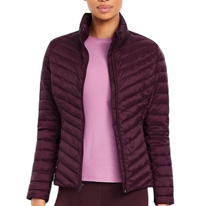 Chaqueta acolchada de diseño personalizado OEM, abrigos de plumón de alta calidad para invierno, chaqueta larga acolchada para mujer. - Product Image 1