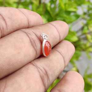 Pendentifs à breloques en argent 925 faits à la main avec lunette fine cornaline pierres précieuses bijoux pour enfants cadeau pour elle en gros - Product Image 3