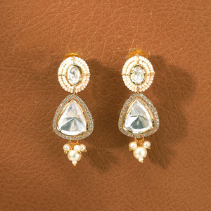 Boucle d'oreille classique Kundan artificielle avec exportateur de bijoux de mode plaqué or en Inde - Product Image 3