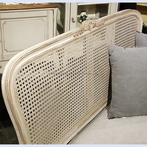โซฟาห้องนั่งเล่น รุ่น 1754 ทำจากไม้และหวาย พร้อมเบาะโฟมบุนวมและผ้าเนื้อนุ่ม ตกแต่งอย่างสวยงาม - Product Image 6
