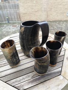 Vente en gros de verre en corne naturelle sculptée à la main personnalisée pour vin bière eau maison restaurant hôtel inspiré de l'Inde - Product Image 4