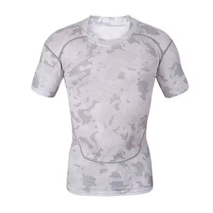 เสื้อยืดแขนสั้นลายพรางสำหรับผู้ชาย แห้งเร็ว ผลิตจากผ้าสแปนเด็กซ์และโพลีเอสเตอร์ เหมาะสำหรับออกกำลังกาย - Product Image 1