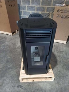 เตาเหล็กความร้อนแบบทันสมัยเม็ดไม้ในสต็อกพร้อมส่งสำหรับวิลล่าและโรงแรม - Product Image 3