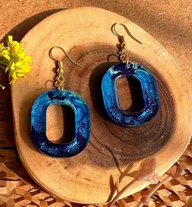 Pendientes de mariposa de resina Joyería inspirada en la naturaleza Linda Pendientes de resina de lámina metálica Pendientes hechos a mano de lujo a precio barato - Product Image 2